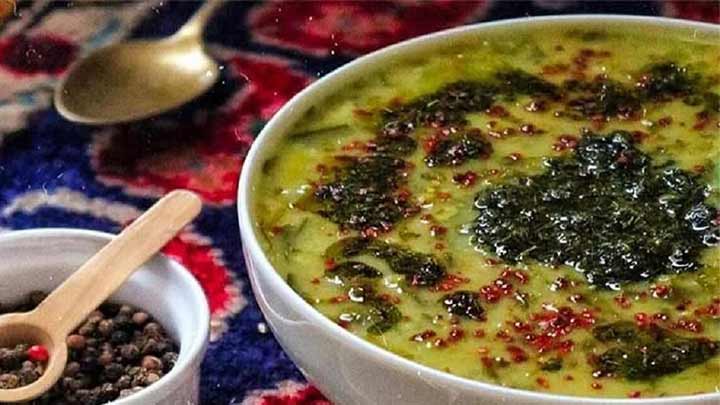 آش بلغور گندم از غذاهای سنتی مشهدی