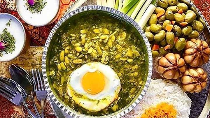 طرز تهیه‌ باقلا قاتق گیلانی با ماهی شور