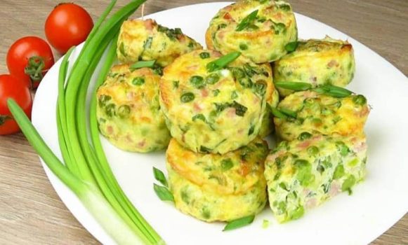 طرز تهیه کوکو پیازچه؛ غذای سه سوته با نکات ریز مرحله به مرحله