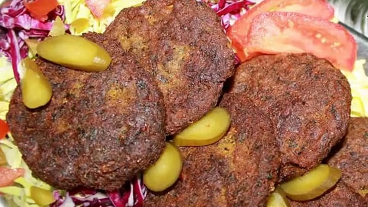 طرز تهیه کوکو بادمجان سرخ شده و کدو حلوایی