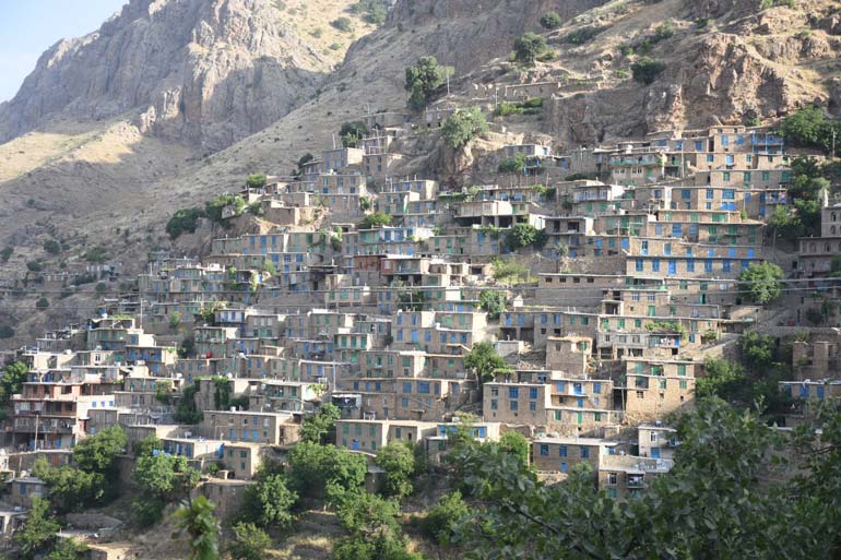 روستای اورامان از جاهای دیدنی استان کردستان