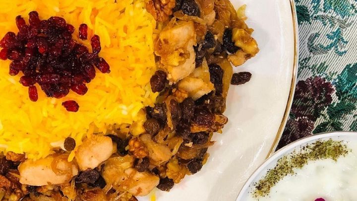 طرز تهیه گردو پلو با کشمش و مرغ یه ناهار