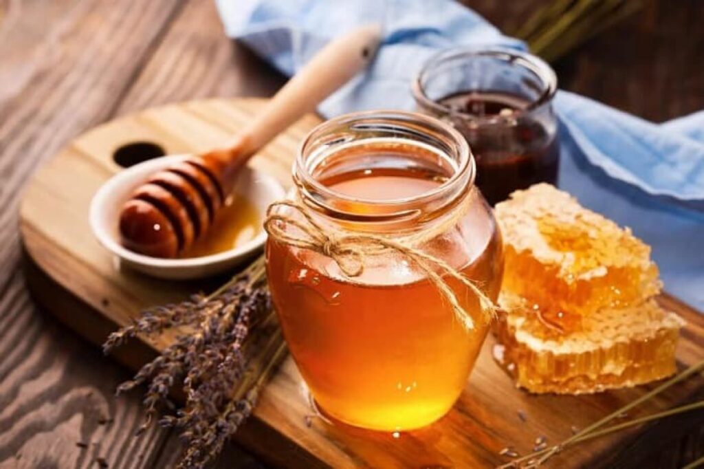 ۸ فایده عسل طبیعی و خام برای سلامتی 1 1200x799 1