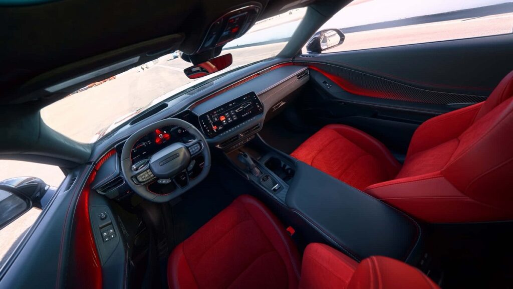 نسل جدید سدان Dodge Charger مانند همیشه قدرتمند بود! 2 گول زدن
