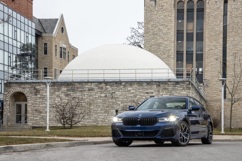 سری BMW 2