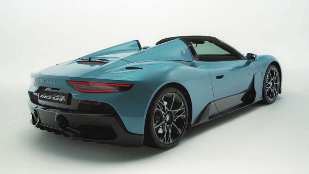 Maserati McPura معرفی شد. جانشین MC20 با تغییرات جزئی 3 سوپراس
