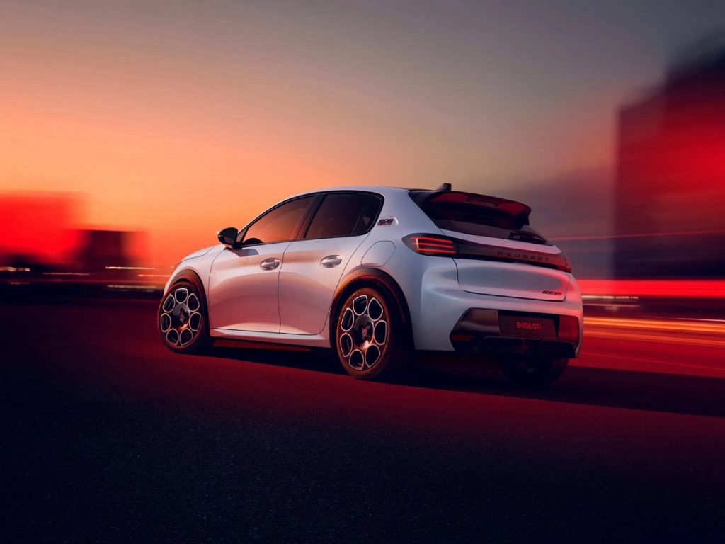 پژو e-208 GTi