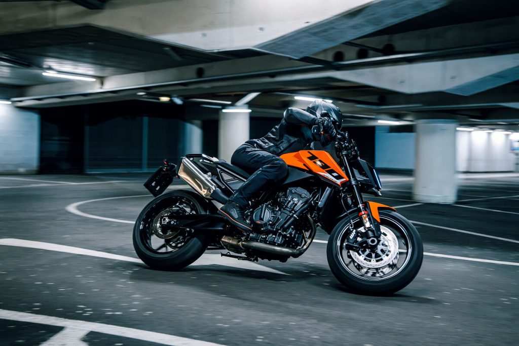 موتورسیکلت KTM 790 Duke مدل 2027 معرفی شد خیابان های
